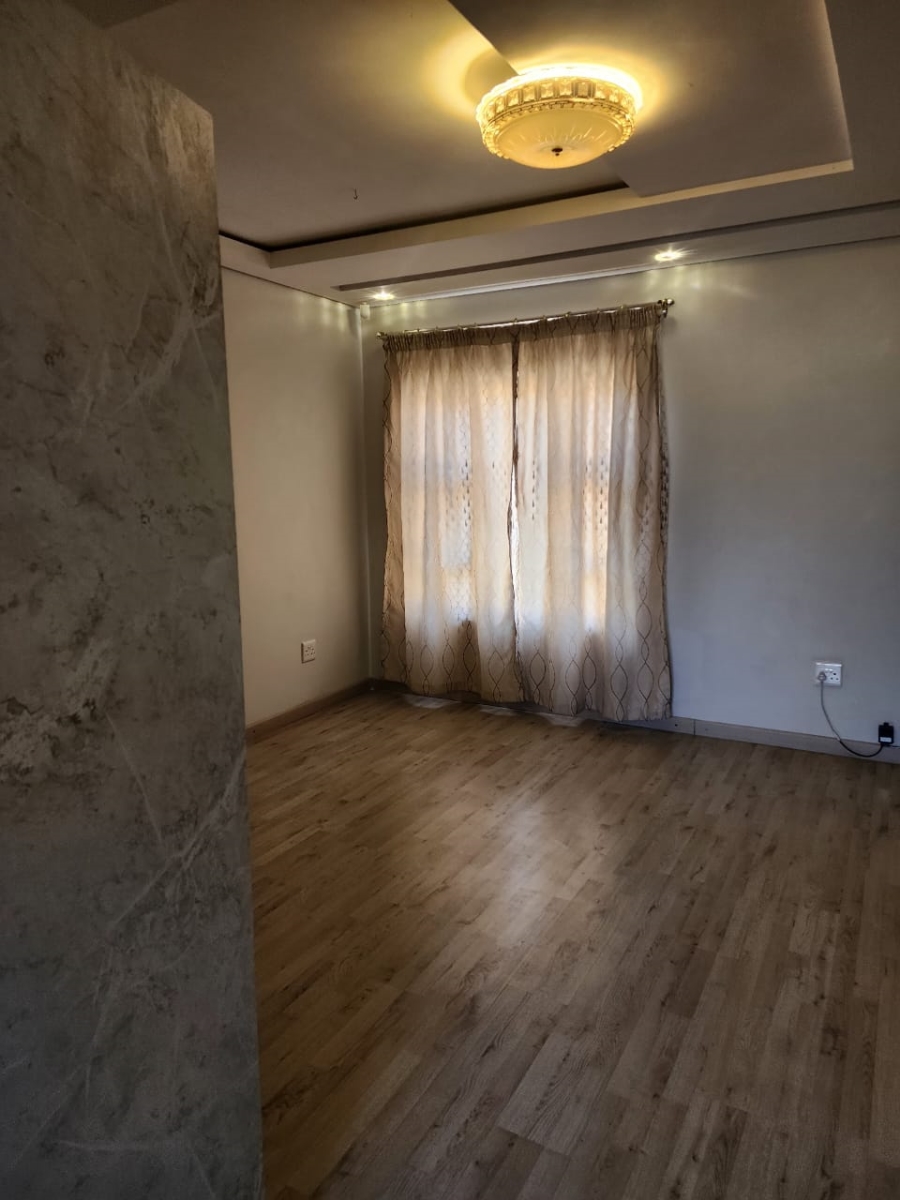 4 Bedroom Property for Sale in Flamwood North West